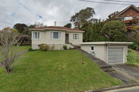 Photo of property in 3 Huia Street, Tawa, Wellington, 5028