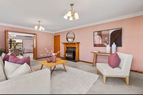 Photo of property in 3 Dresdan Court, Hokowhitu, Palmerston North, 4410