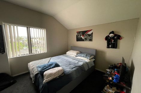 Photo of property in 4 Opito Way, East Tamaki, Auckland, 2013