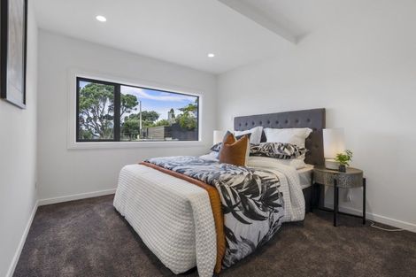 Photo of property in 61a Churchill Road, Murrays Bay, Auckland, 0630