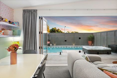 Photo of property in 1a Valley Road, Mount Maunganui, 3116