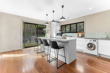 Photo of property in 3 Stuart Place, Blagdon, New Plymouth, 4310