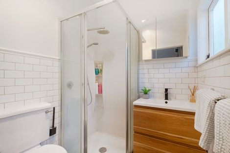 Photo of property in 8 Sheridan Terrace, Johnsonville, Wellington, 6037