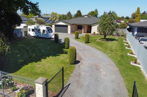Photo of property in 3 James Street, Dannevirke, 4930