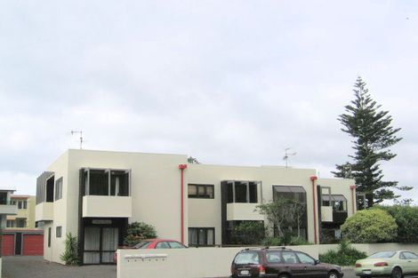 Photo of property in 1/2 Adams Avenue, Mount Maunganui, 3116