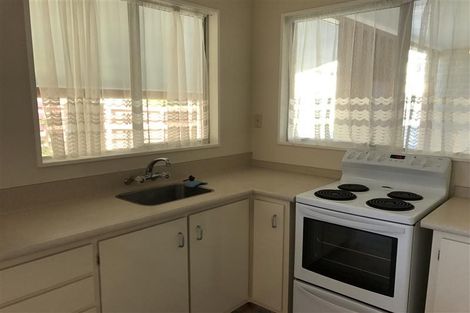 Photo of property in 63 Horokiwi Road West, Newlands, Wellington, 6037