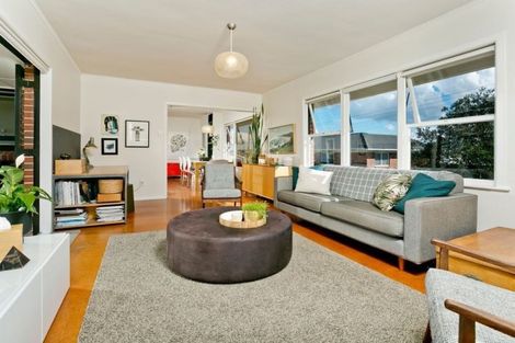 Photo of property in 2/54 Northboro Road, Belmont, Auckland, 0622