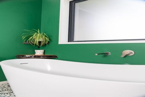 Photo of property in 19 Tunarau Street, Raglan, 3225