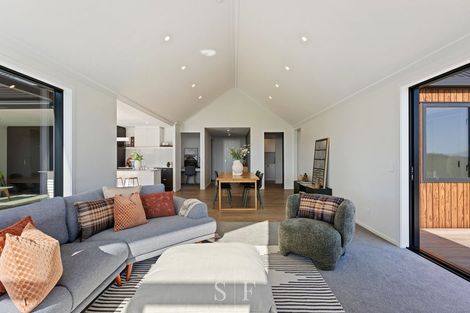 Photo of property in 40 Anderson Park Drive, Waikanae, 5036