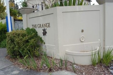 Photo of property in The Grange, 76/92 Bush Road, Albany, Auckland, 0632