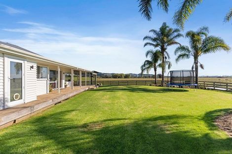 Photo of property in 294 Clevedon Kawakawa Road, Clevedon, Papakura, 2585