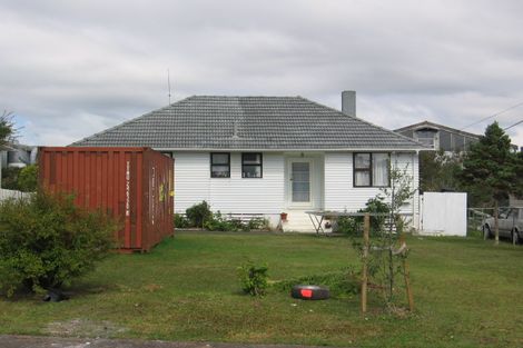 Photo of property in 78 Kelman Road, Kelston, Auckland, 0602