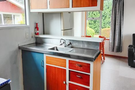 Photo of property in 92 Henry Street, Waikouaiti, 9510
