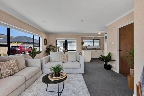 Photo of property in 28c Tukapa Street, Westown, New Plymouth, 4310