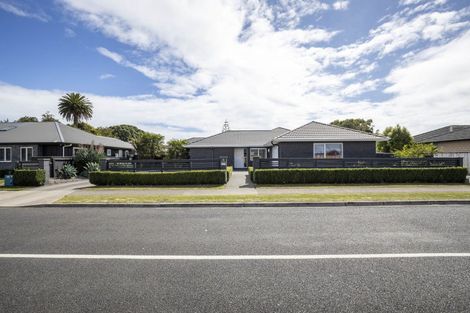 Photo of property in 3 Keene Drive, Bell Block, New Plymouth, 4312