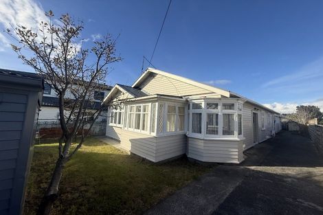 Photo of property in 72 Miro Street, Miramar, Wellington, 6022