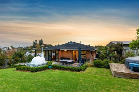 Photo of property in 9 Glenn Terrace, Otumoetai, Tauranga, 3110