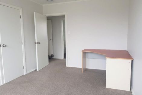 Photo of property in 2 Marie Crescent, Te Atatu South, Auckland, 0610