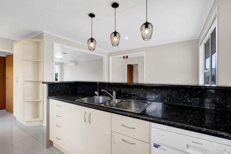 Photo of property in 35f Clearmont Crescent, Blagdon, New Plymouth, 4310