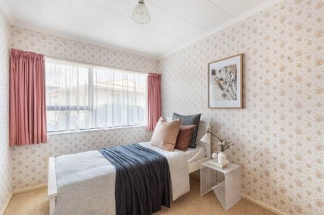 Photo of property in 11 Tukapa Street, Westown, New Plymouth, 4310