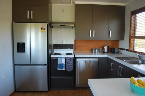 Photo of property in 5 Richmond Avenue, Richmond Heights, Taupo, 3330