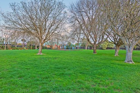 Photo of property in 24 Larch Place, Casebrook, Christchurch, 8051