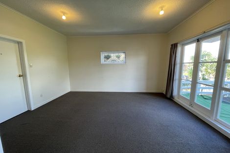 Photo of property in 35a Matai Road, Stanmore Bay, Whangaparaoa, 0932