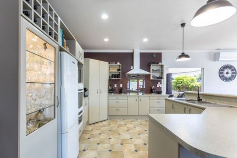 Photo of property in 122 Guy Street, Dannevirke, 4930