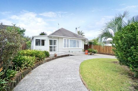 Photo of property in 9 Seddon Street, Te Puke, 3119