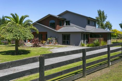 Photo of property in 864 Whangamata Road, Kinloch, Taupo, 3377