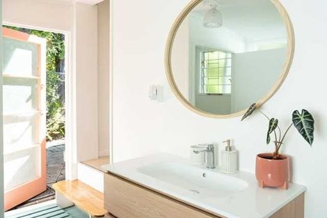 Photo of property in 4 Titoki Place, Tangoio, Napier, 4181
