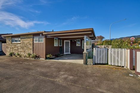 Photo of property in 1/793 Fergusson Drive, Elderslea, Upper Hutt, 5018