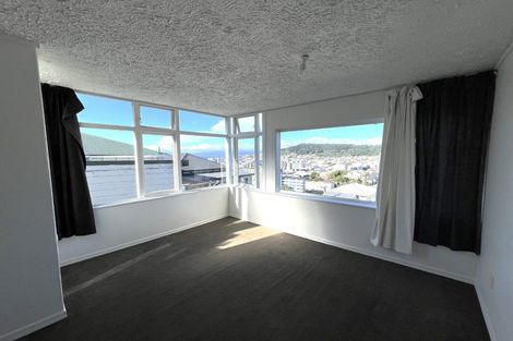 Photo of property in 5 Maarama Crescent, Aro Valley, Wellington, 6021