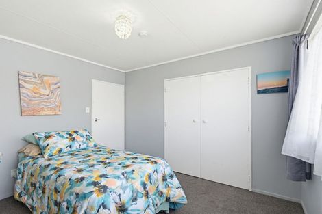 Photo of property in 17a Tainui Street, Castlecliff, Whanganui, 4501