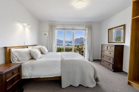 Photo of property in 54 Panorama Terrace, Queenstown, 9300