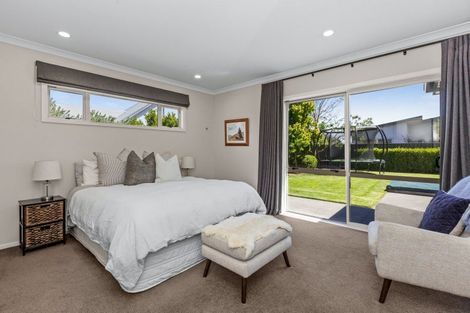 Photo of property in 7 Karoola Place, Havelock North, 4130