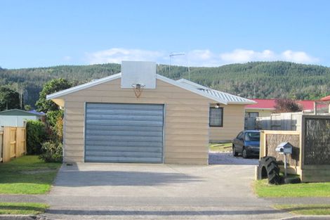 Photo of property in 116 Hetherington Road, Whangamata, 3620