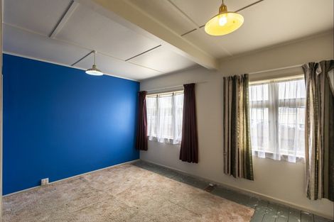 Photo of property in 9 Tamumu Road, Waipawa, 4210