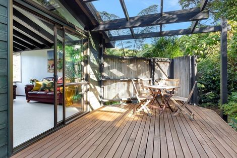 Photo of property in 4 Mizzen Place, Whitby, Porirua, 5024