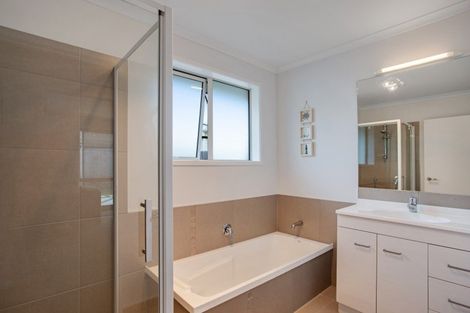Photo of property in 10 Martha Clarke Lane, Kerikeri, 0230
