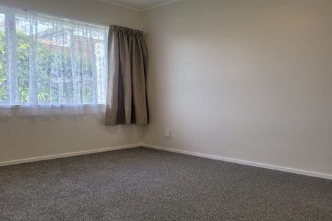 Photo of property in 2/13 Dolbear Street, Titirangi, Auckland, 0604