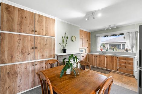 Photo of property in 120 Springs Road, Hornby, Christchurch, 8042