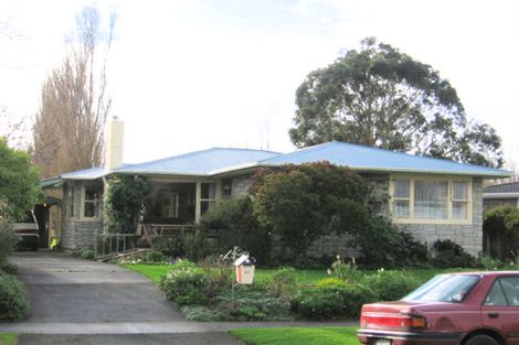 Photo of property in 51 Ruamahanga Crescent, Terrace End, Palmerston North, 4410