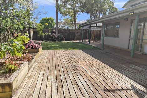 Photo of property in 19 Merriefield Avenue, Forrest Hill, Auckland, 0620