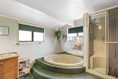 Photo of property in 14 Rimu Street, Levin, 5510