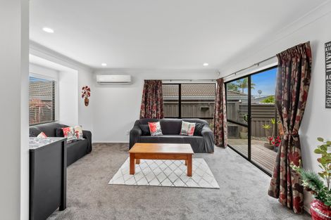 Photo of property in 13c Nelson Street, Papakura, 2110