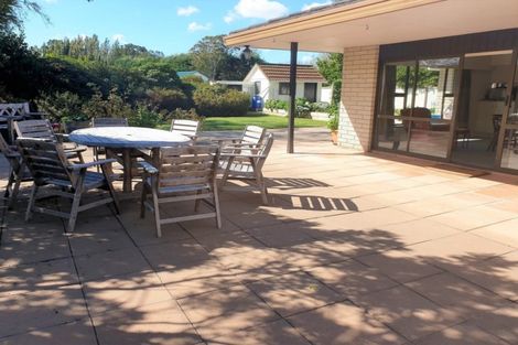 Photo of property in 12 Smith Street, Dannevirke, 4930