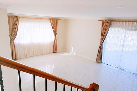 Photo of property in 12b Riverina Avenue, Pakuranga, Auckland, 2010