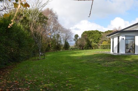 Photo of property in 112 Kawiu Road, Levin, 5510