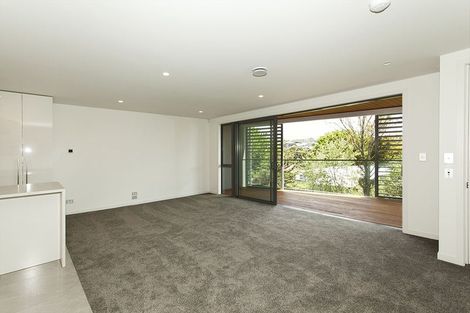 Photo of property in 15 Whakata Lane, Mairangi Bay, Auckland, 0630